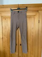 Zara Hose Stoffhose kariert 36 neuwertig Thüringen - Nordhausen Vorschau