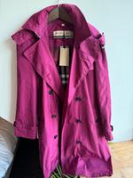Burberry Trenchcoat 2100€ Mantel Regenjacke Jacke lila 42 XL NEU München - Maxvorstadt Vorschau
