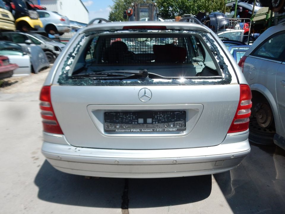 Mercedes W203 C180 T-Modell Ersatzteileträger VN9039 in Heilsbronn