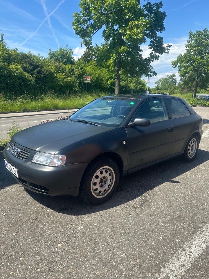 Audi A3 schwarz matt in Küssaberg