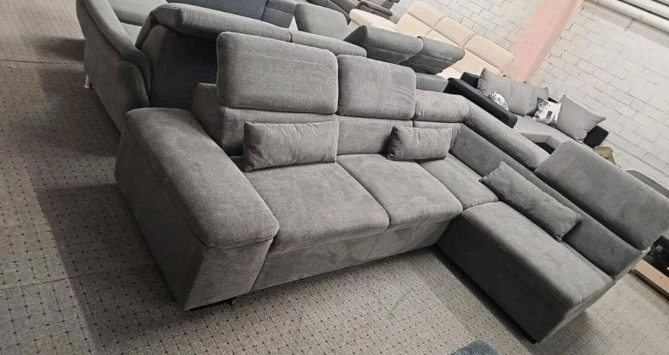 Ecksofa, Sofa, Couch inkl Kopfteilverstellung in Frankfurt am Main