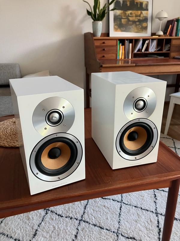 Used B&W CM1 Bookshelf speakers for Sale | HifiShark.com Used B&W CM1 Bookshelf speakers for Sale | HifiShark.com