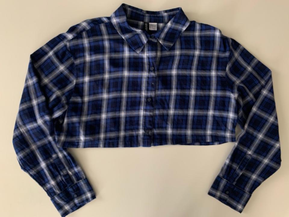 H&M Damen HEMD Hemdbluse Bluse Langarm blau kariert - M in Bühl