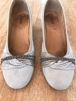 Pumps in beige von Gabor Größe 9 1/2 Bayern - Affing Vorschau