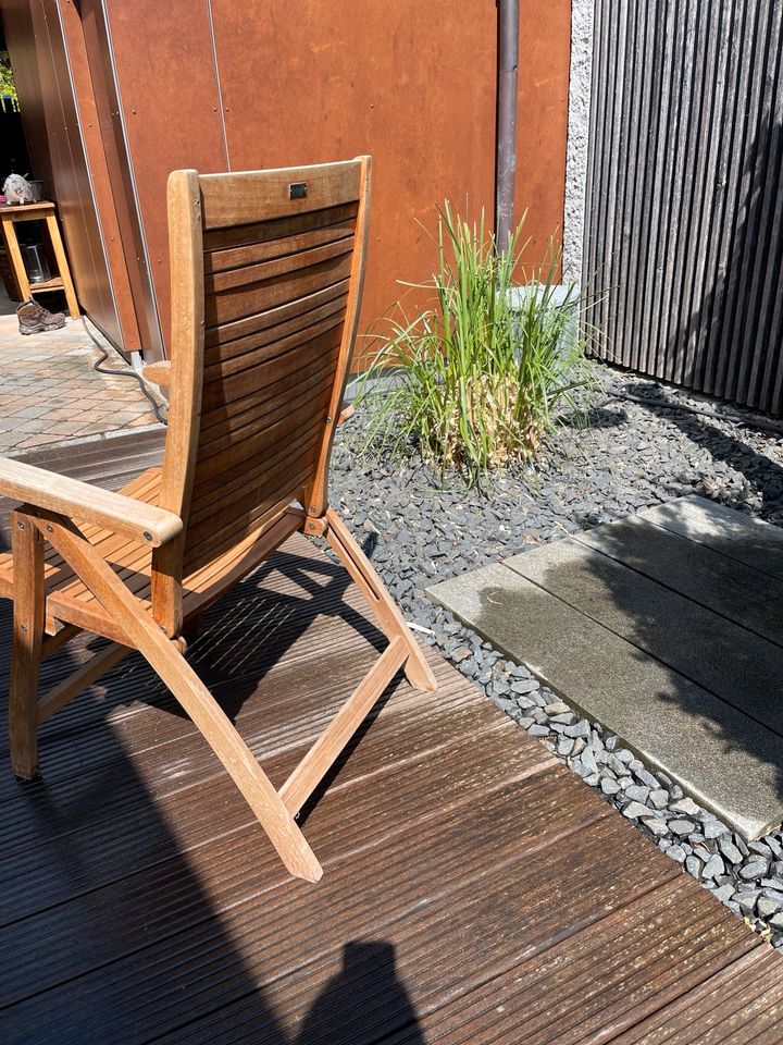 Gartenstuhl mit 2 Sesselauflagen in Erding