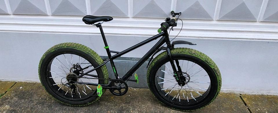 FATBIKE Fat Bike Fahrrad Mountainbike MTB sehr leicht 26 x 4,0 in Bördeland