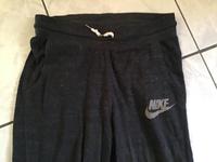 Nike Trainingshose, bequeme Hose, grau, Gr. M Baden-Württemberg - Wyhl Vorschau