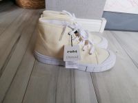 Neu Rubi Stoffschuhe vanillegelb Sommerboots Retro 90s Schnürer Baden-Württemberg - Plochingen Vorschau