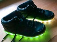 Skechers Energie lights 31 Leder neuwertig Thüringen - Nordhausen Vorschau