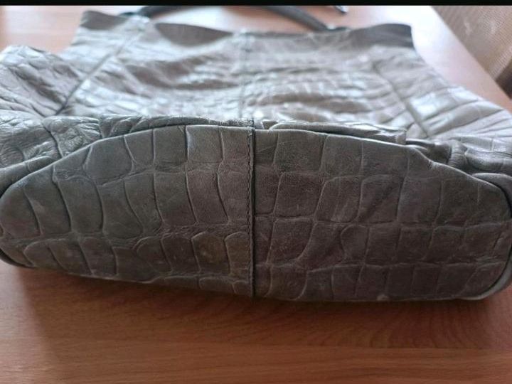 Liebeskind Leder Handtasche Kroko Croco Animal Beutel Bag grau in Alsfeld