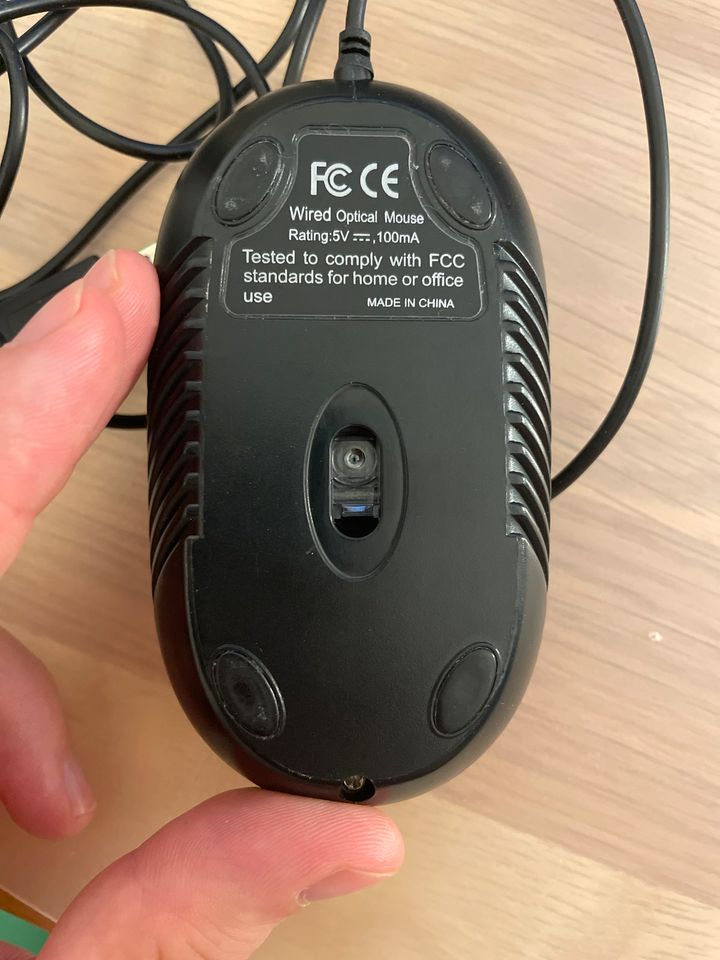 PC- Maus zum reisen (mit USB-Kabel) in München