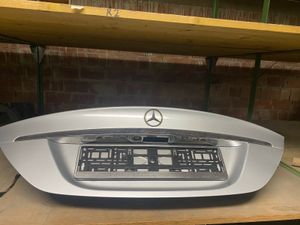 Mercedes CLS W219 C219 Verkleidung Heckklappe Griff A2197500193 (200