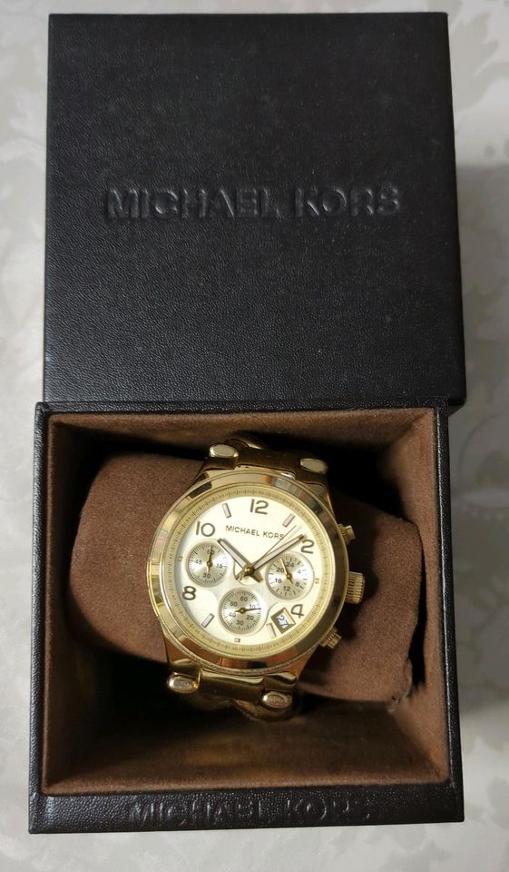 Michael Kors Damenuhr neu in Köln