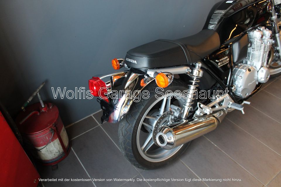 Wolfis Garage Honda CB 1100 R  ABS  1510 km   1. Hand    WOW in Seeshaupt