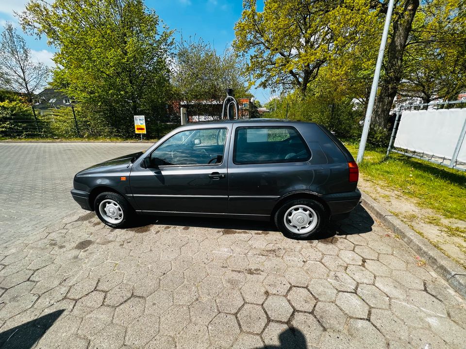 Volkswagen (VW) Golf 3 GL , NUR 66500km ✅ Oldtimer Baujahr 1993 in Hamburg