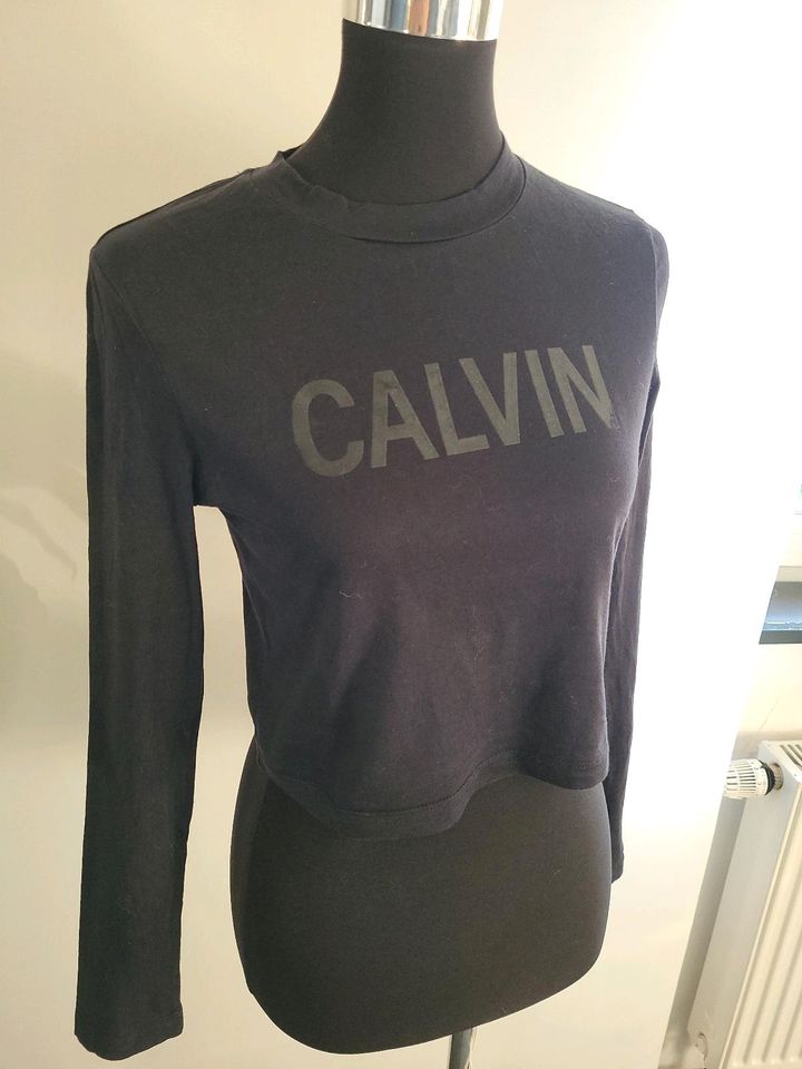 Calvin Klein crop Shirt Sport s in Lüneburg