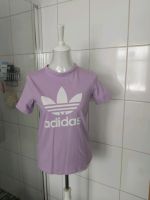 Adidas shirt  in flieder Niedersachsen - Wiesmoor Vorschau