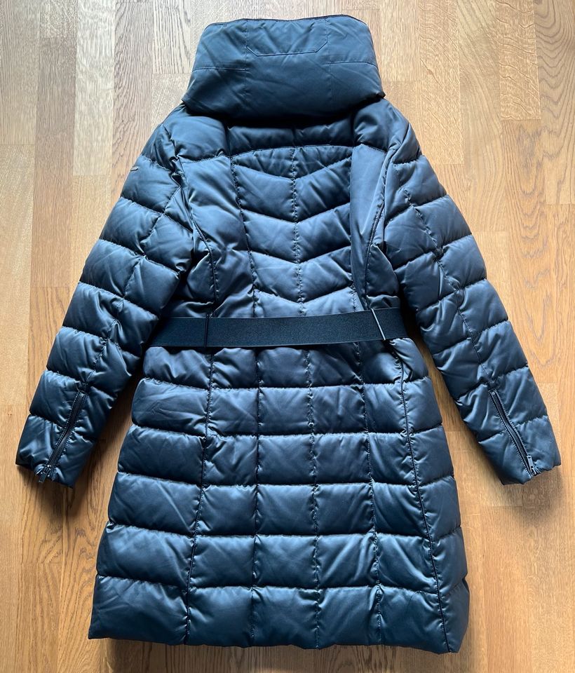 Esprit Winterjacke Damen in Neumarkt i.d.OPf.