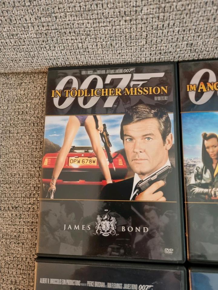 DVD Sammlung James Bond sechs Dvds in Dachau