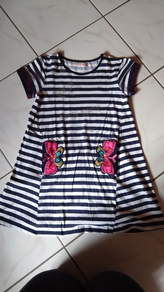 Kleid Desigual Gr. 11/12 bzw. 146/152 in Gefrees