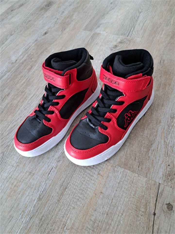 Kappa Sportschuhe rot schwarz mit Klett neuwertig Gr. 30 in Berlin -  Lichtenberg | Gebrauchte Kinderschuhe Größe 30 kaufen | eBay Kleinanzeigen  ist jetzt Kleinanzeigen