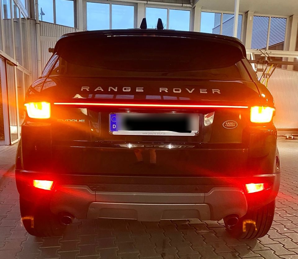 Range Rover Evoque 2.0L 179 PS Automatik PANORAMA in Stuttgart