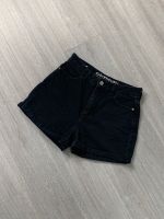 Jeans Shorts Jeansshorts schwarz 36 Niedersachsen - Gieboldehausen Vorschau