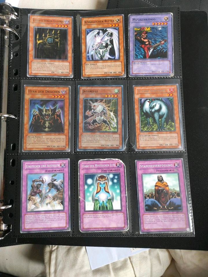 Yu-Gi-Oh! Sammelkarten. in Wipfeld