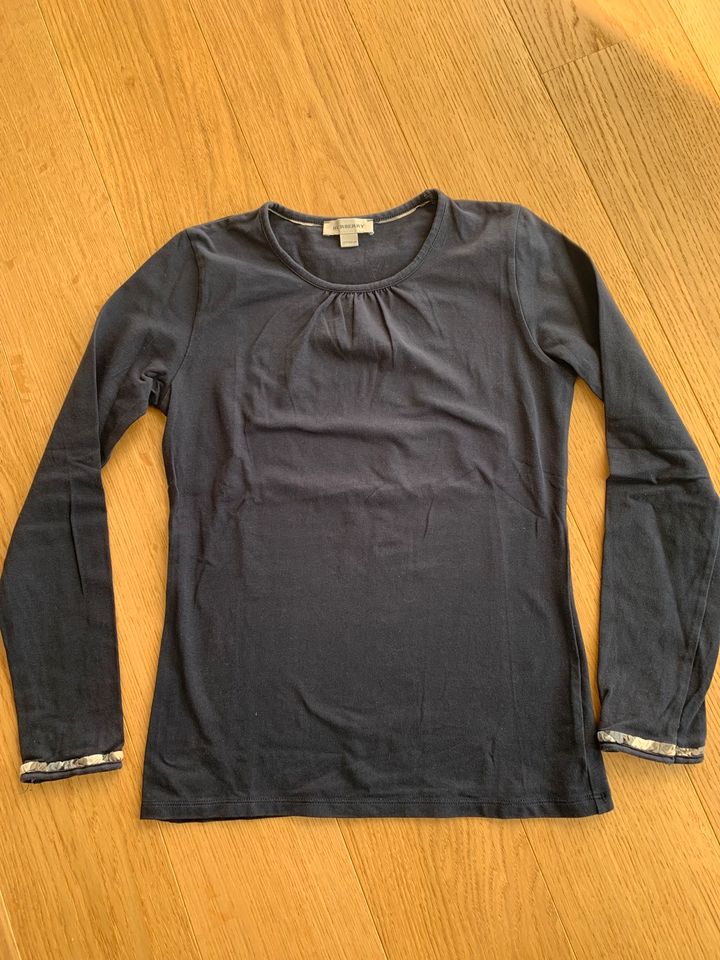 Burberry Longsleeves ,Blau Gr.150/12Y in Stuttgart