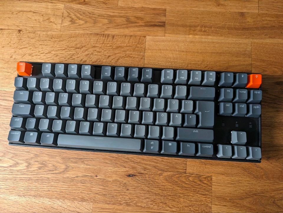 Keychron K8 Tastatur + Palm Rest in Berlin