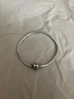 Pandora Schmuck 925 Sterlingsilber 20 cm Charms Sclangen Armband Hessen - Eschborn Vorschau