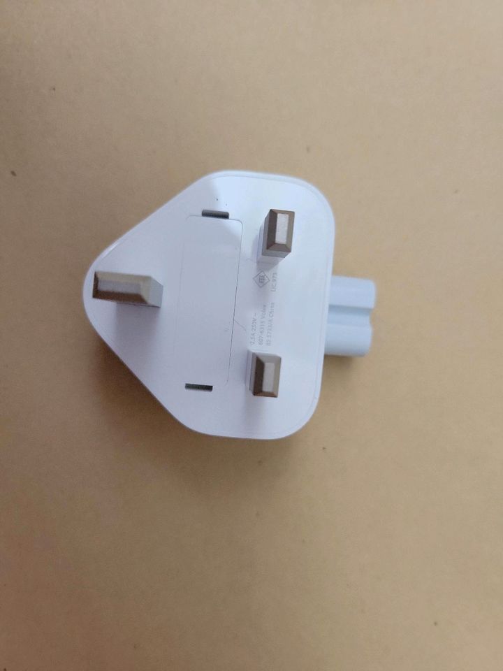 Reiseadapter, Apple, UK, USA in Bautzen