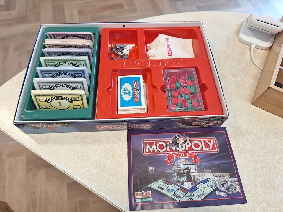 Winning Moves - Monopoly Berlin in Bad Münder am Deister