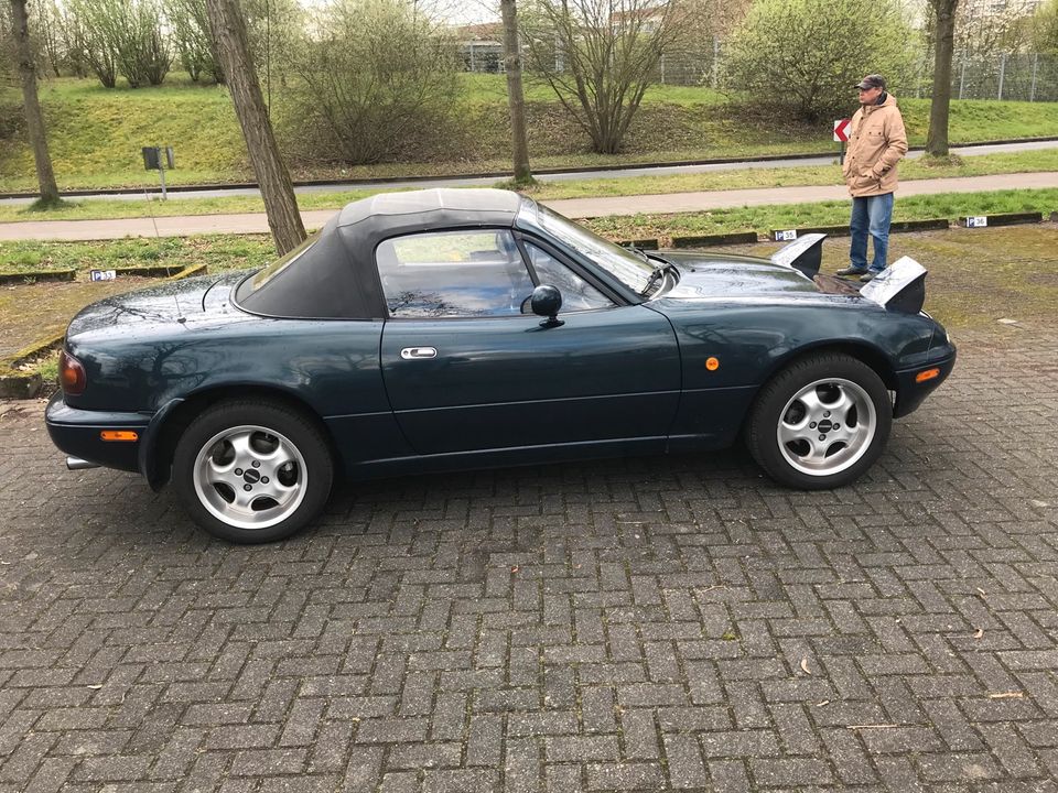 Mazda Mx5 Cabrio in Bergisch Gladbach