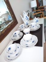 Porzellan Teeservice mit blauen Blumen Düsseldorf - Pempelfort Vorschau