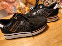 Damen Sneakers /Schuhe  der Marke Tommy Hilfiger gr.38 Nordrhein-Westfalen - Bönen Vorschau