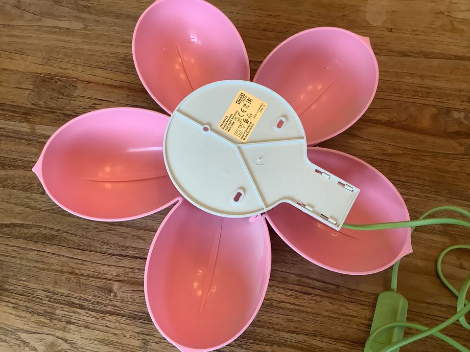 IKEA Wandleuchte/Lampe, Blume „Smile Blomme“, rosa, Mädchen-Traum in Tiefenbronn