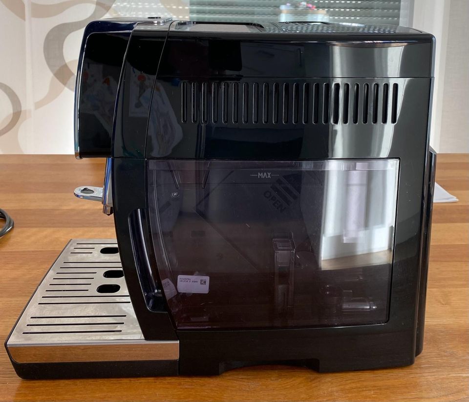 Delonghi Dinamica Kaffeevollautomat in Wannweil