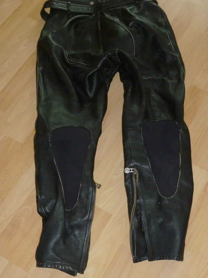 Lederhose Motorrad Marke Harro Motorradhose Gr. 44 in Weitramsdorf