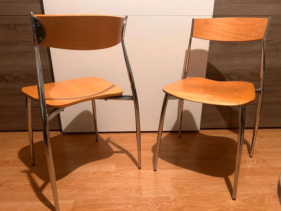 2 Holz Chrom Stühle /Design von Sergio  Mion in Berlin