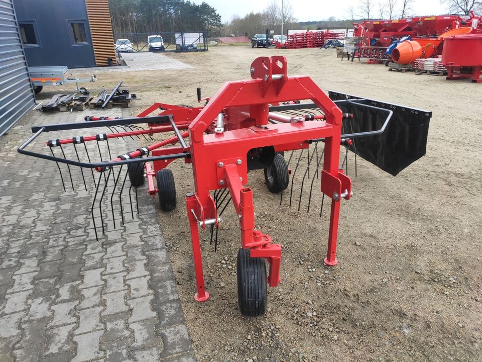 Kreiselschwader Heuschwader Kreiselheuer 3,5m Schwader in Neuhardenberg