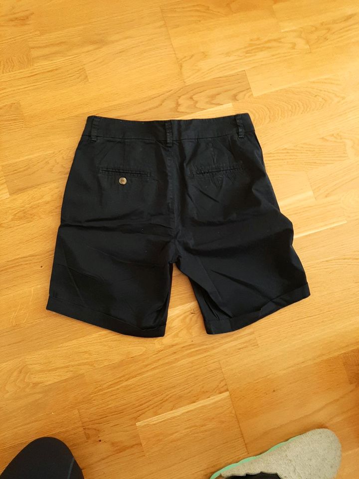 Chino Shorts, dunkelblau H&M, 34 in München