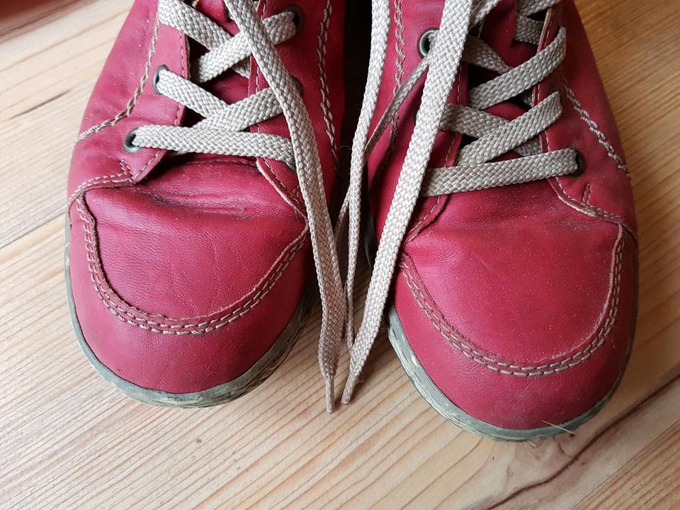 Rieker Gr. 40 Schuhe Damen rot Blumen Schnürschuh in Gronau (Leine)