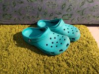 3) crocs, Adidas Hallenschuhe, Sport, leicht Bayern - Langenbach Vorschau