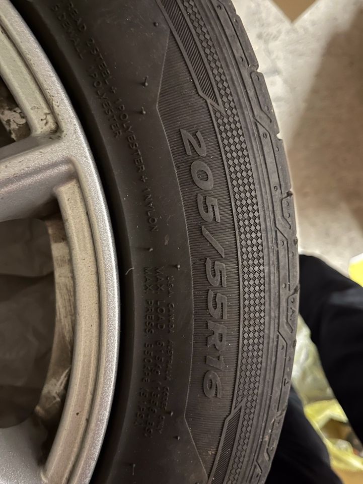 Sommerreifen + Felgen Hankook ventus prime 3 205/55R16 M+S in Karlsfeld