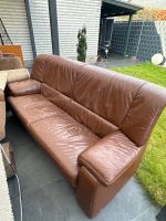 Leder Couch  braun ZU VERSCHENKEN Nordrhein-Westfalen - Bocholt Vorschau