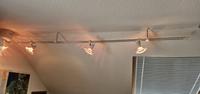 Spots 3,2 m Schienensystem, LED oder Halogen mit Reflektor GU 5.3 Hessen - Wiesbaden Vorschau