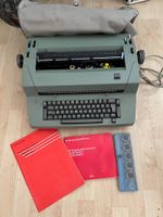 Alte Schreibmaschine von IBM Modell XYD für Bastler, Defekt! Lindenthal - Köln Lövenich Vorschau