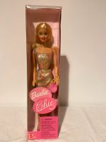 Barbie chic Neu OVP 2002 Mattel goldenes Kleid Niedersachsen - Adendorf Vorschau