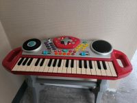 Kinder Keyboard (höhenverstellbar) mit Soundeffekten & Licht Sachsen-Anhalt - Beetzendorf Vorschau